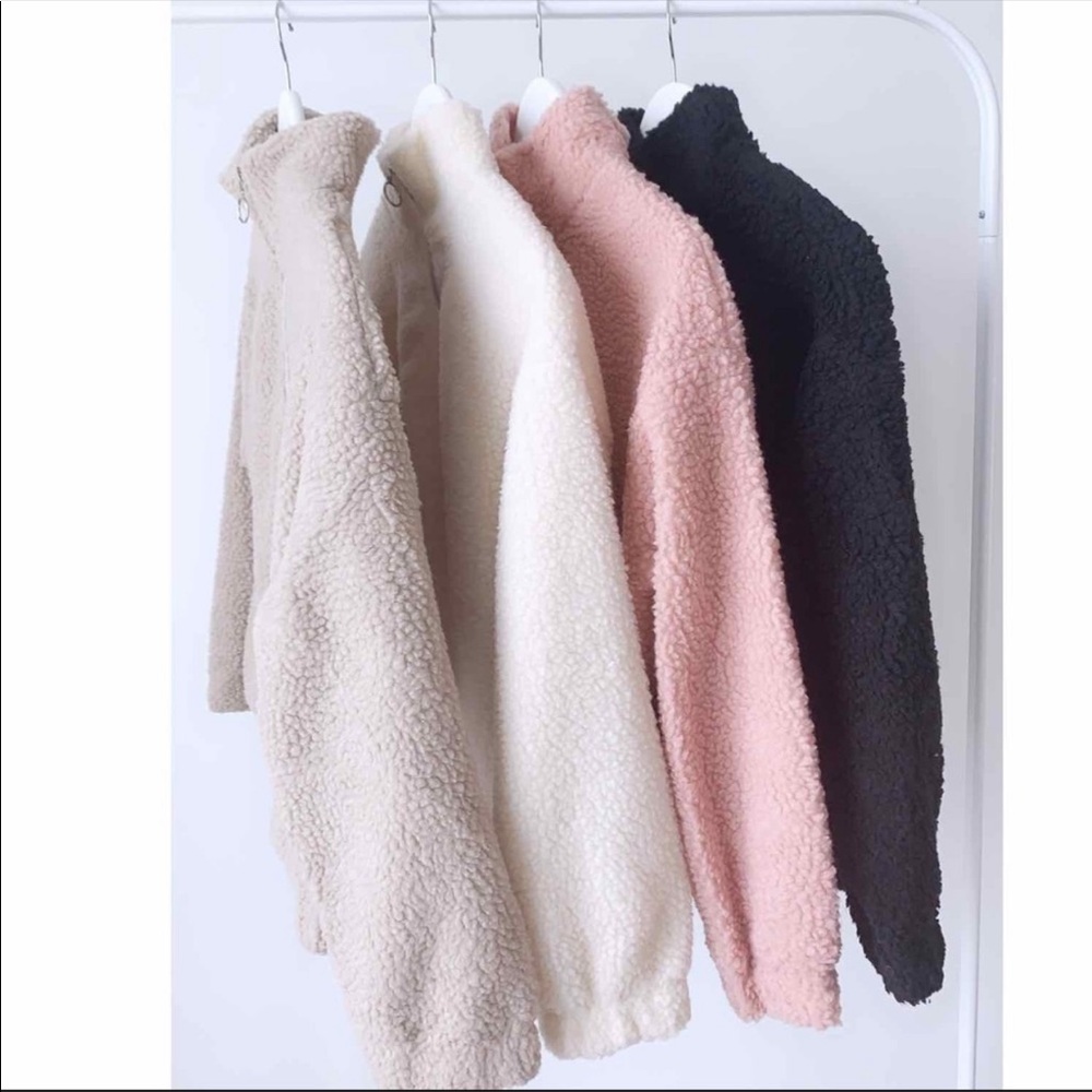 TEDDY SHEARLING HALF ZIP BOMBER SWEATER - TAUPE - Picture 6 of 10